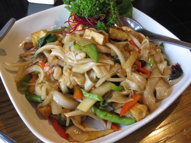 Pad Kee Mow - March 2010 (generationV.org)