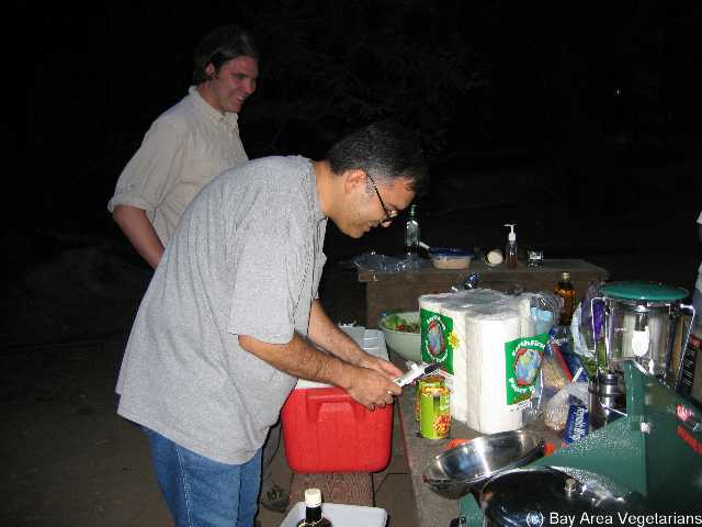 Making Chickpeas a la King (yumm)