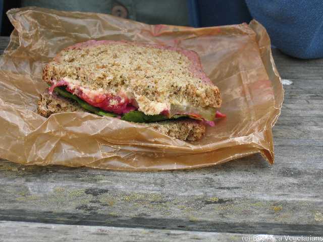 Hummus sandwich (the other part)