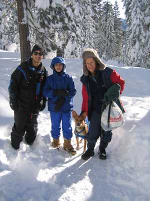 8439 Out for a stroll.jpg