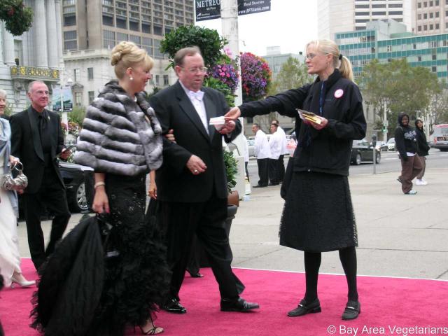 opera protest 013.jpg