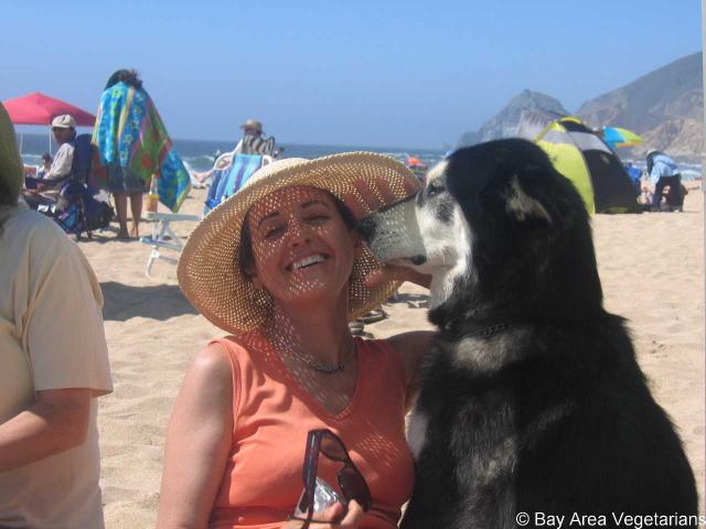 Esta and Mila (right)