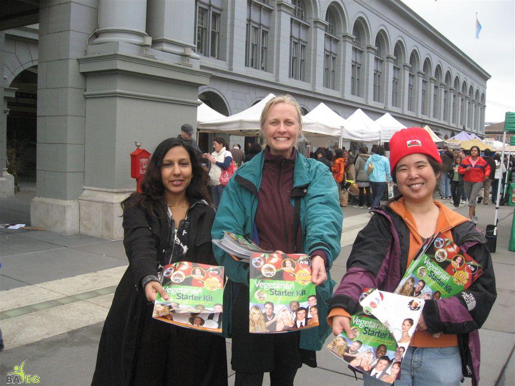Mila, Alex, & Tammy are ready to leaflet with PETA VSKs